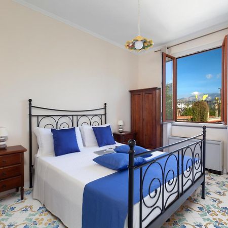 Relais Santa Lucia Bed & Breakfast Соренто Екстериор снимка